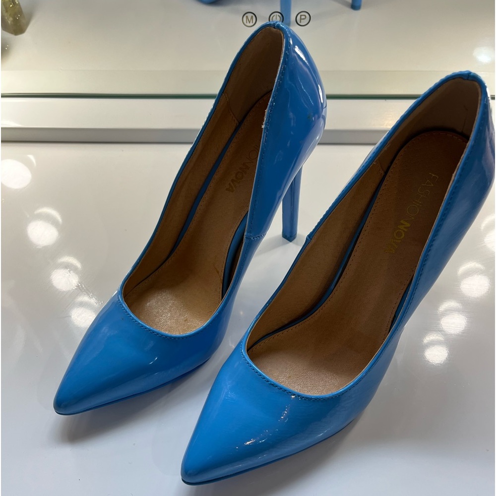 Blue patent stiletto 4 inch heels,slip on,pumps, pointy toe,size 7 - Picture 3 of 10